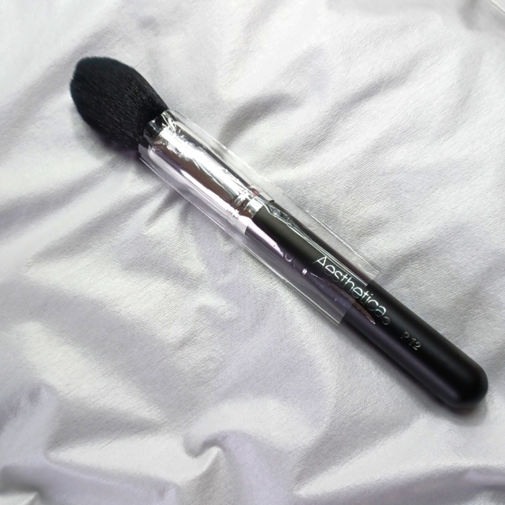 Aesthetica P12 Face Brush